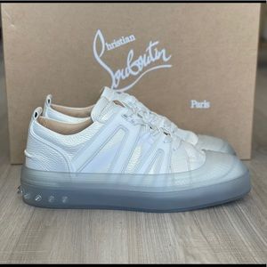 CHRISTIAN LOUBOUTIN Vida Viva Metallic Clear-sole Low-top Sneakers In Champagne